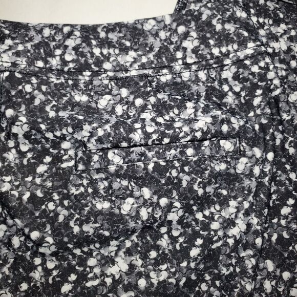 Lululemon Jet Crop Size 4 - Picture 6 of 12